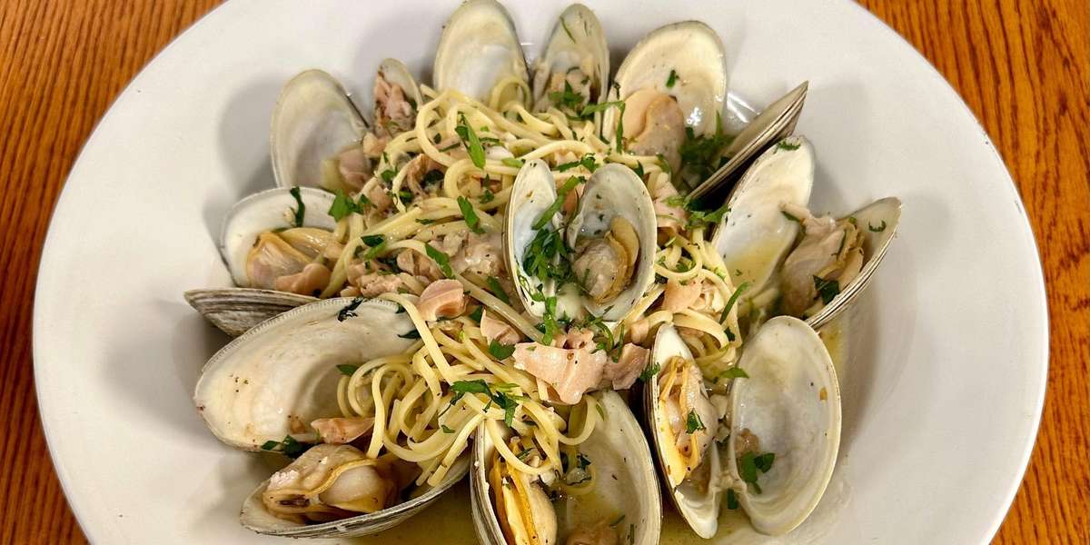 Donahue’s Madison Beach Grille