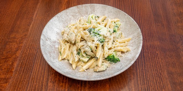 Rigatoni, Chicken & Broccoli
