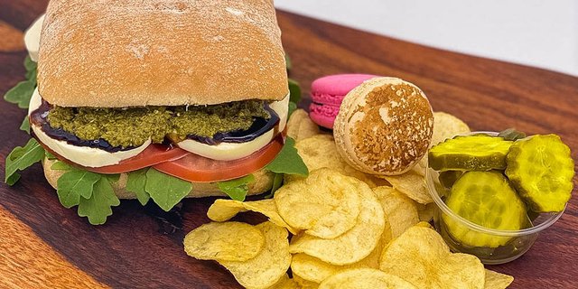 The Caprese Sandwich Box