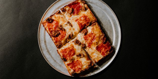Gluten-Free Bobo Brazil Pizza