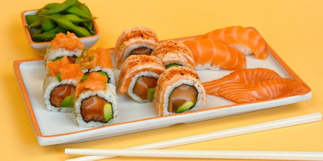 Salmon Lover Sushi Box