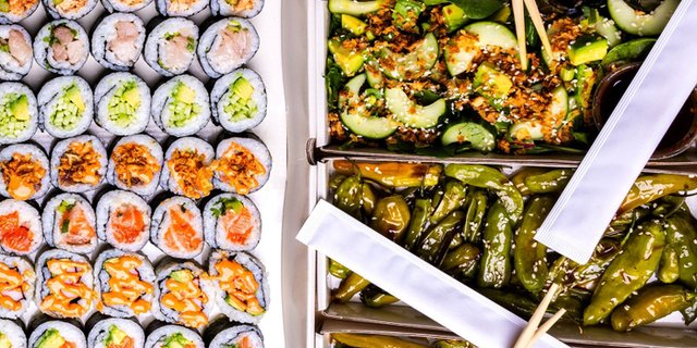Jumbo Sushi Box Combo
