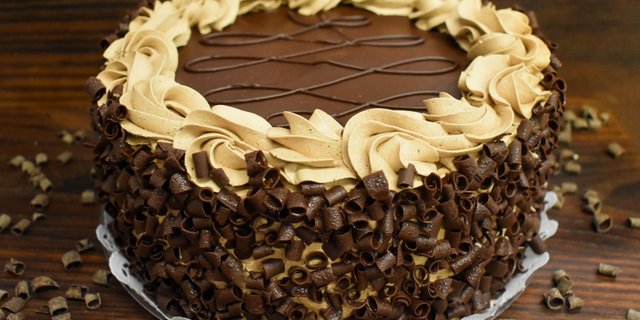 8” Chocolate Mousse Cake