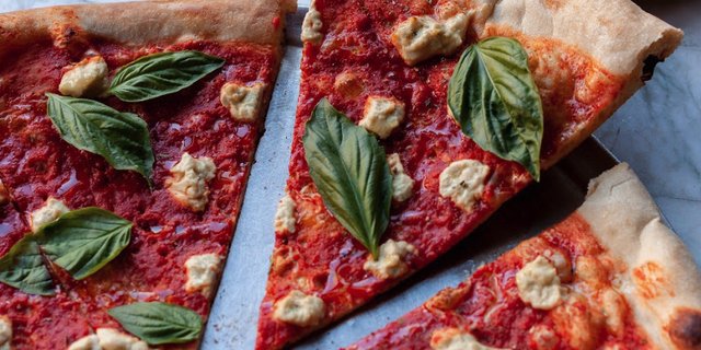 The Gluten-Free Vegan Margherita Pizza