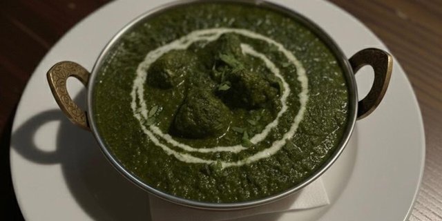 Saag Chicken