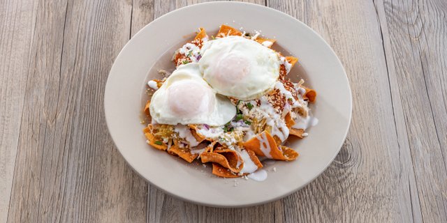 Chilaquiles Half Verdes Half Rojos