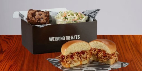 Pulled Chicken Sandwich w/ Salad
