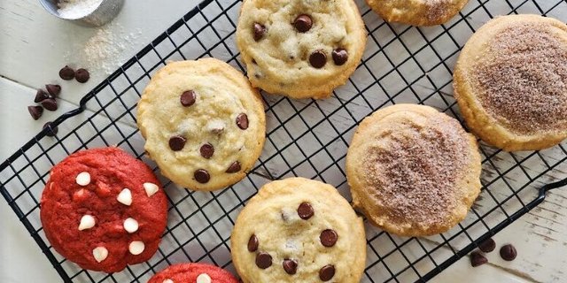 Gourmet Associated Cookie