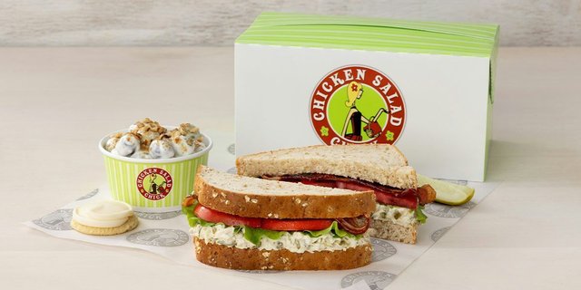Signature Sandwich Box 1 Side