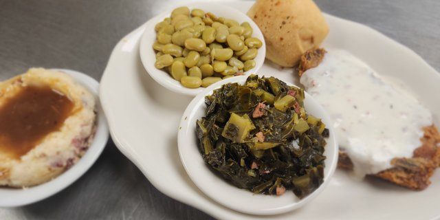 Country Fried Steak Boxed Lunch