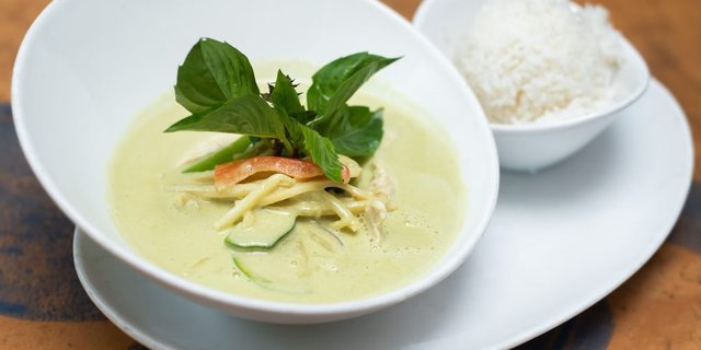 Green Curry Chicken