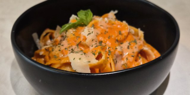 Pink Sauce