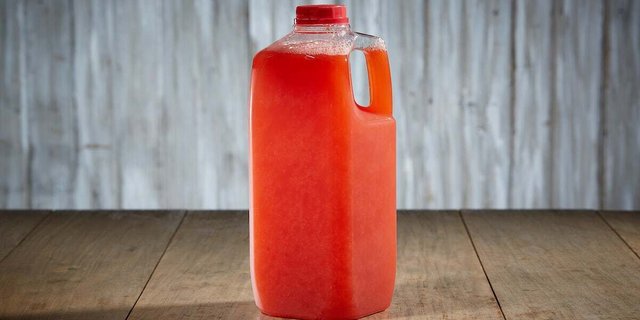 64 Oz Strawberry Lemonade