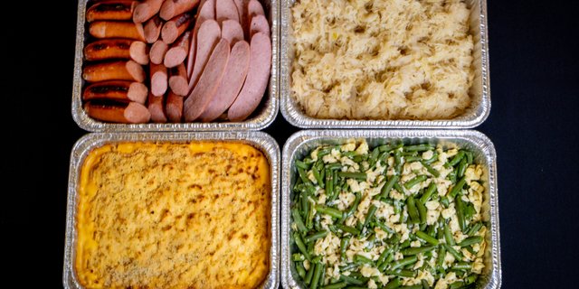 Schmidt's Classic Buffet
