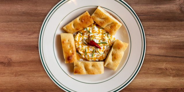 Straciatella W/ Hot Honey