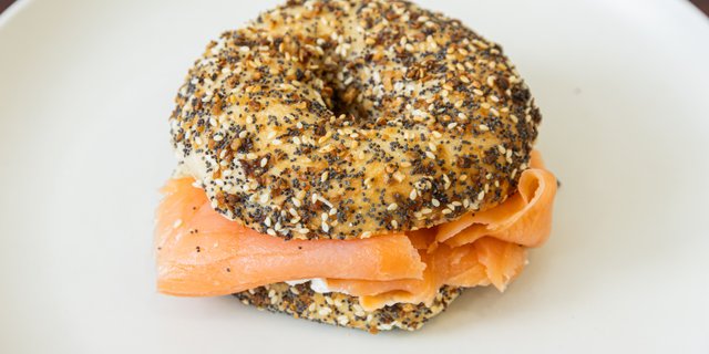 Lox & Cream Cheese Bagel