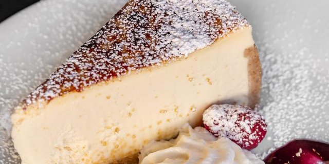 Crème Brûlée Cheesecake
