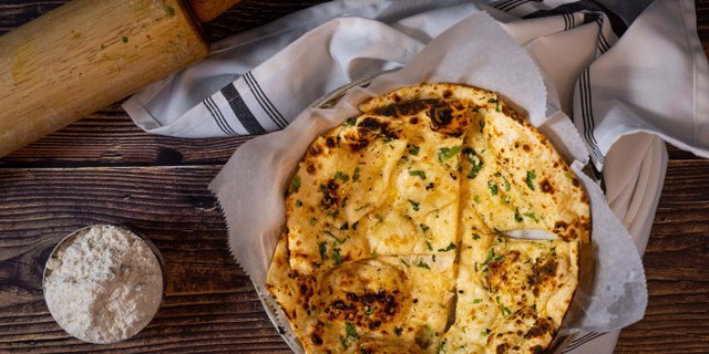 Chilli Garlic Naan