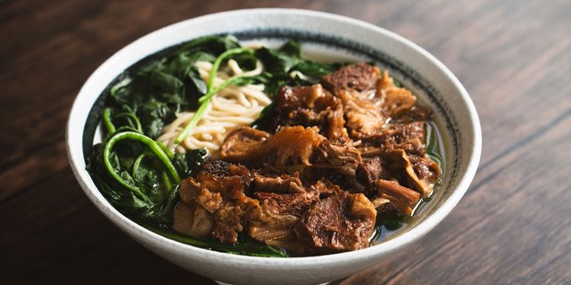 Five-Spice Beef Stew Noodle Soup