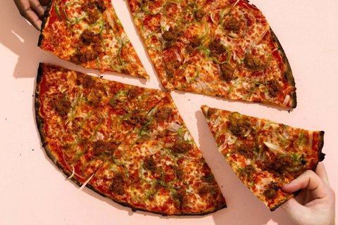 14" Spicy Sausage Pizza