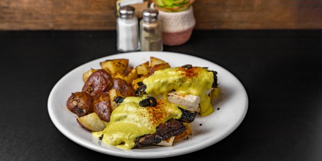 Vegan Benedict Tray