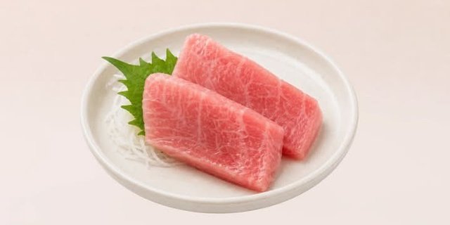 Tuna Sashimi (2 Pcs)