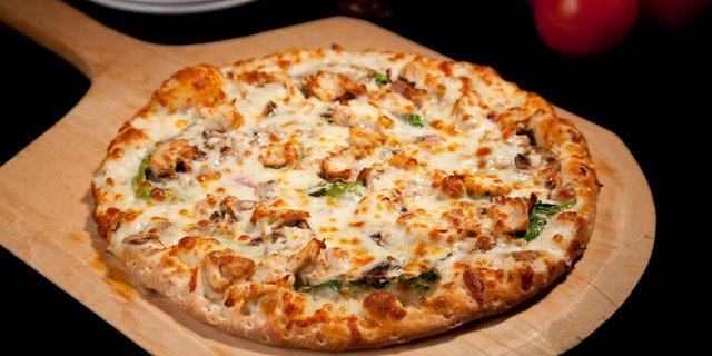 Chicken Florentine Pizza