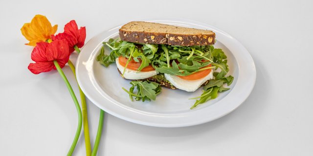 Caprese Sandwich
