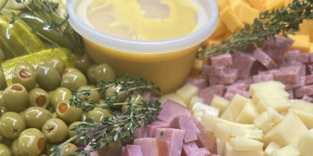 Tidbit Tray