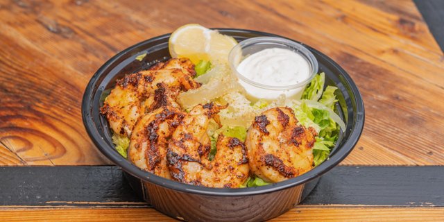 Shrimp Blacked Salad