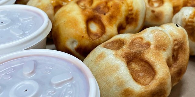 Pepperoni Pizza Skulls Party Pack Tray