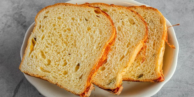 Jalapeño Cheese Bread
