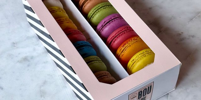 Macaron Box