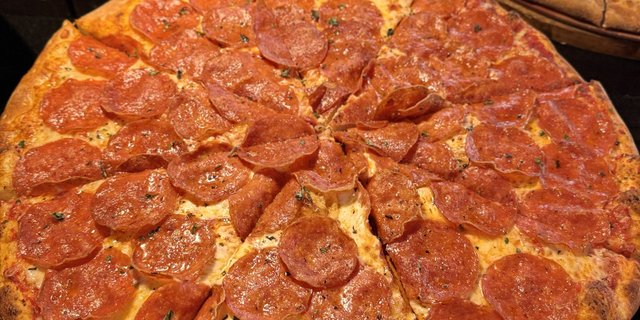 Double Pepperoni Pizza Pie
