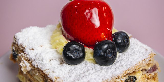 Fresh X Large Crispy Heavenly Napoleon