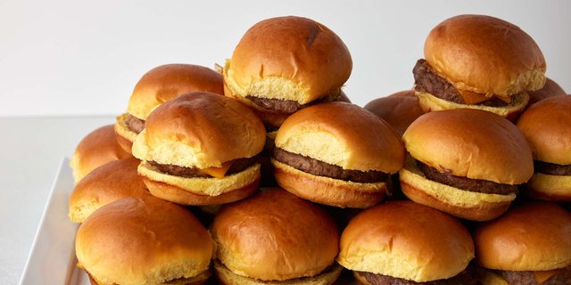 Burger Sliders w/ Cheese