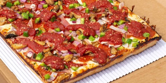 Supreme Square Pizza
