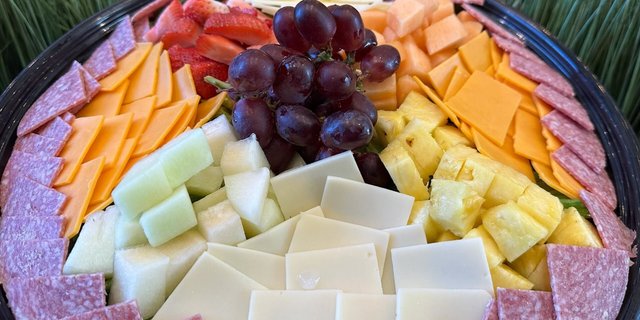 Fruit & Cheese Tray w/ Salami