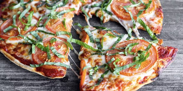 Fresh Tomato Basil Thin Crust Pizza