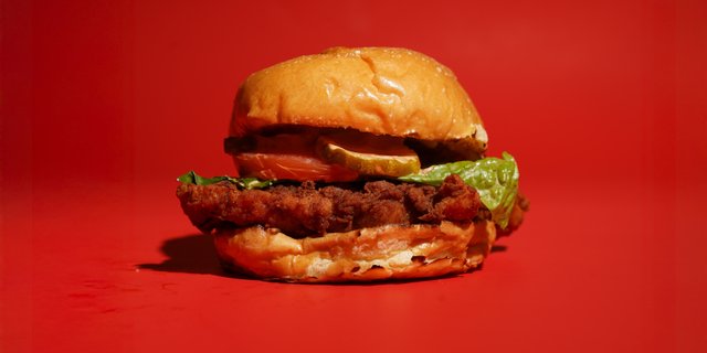 Chikn Deluxe Sandwich Tray