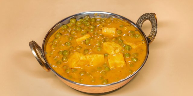 Mutter Paneer