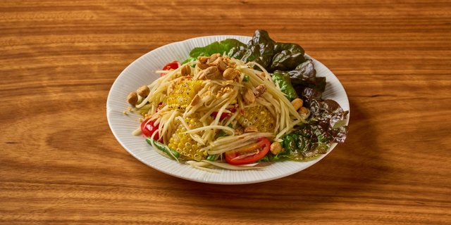 Grilled Corn Som Tum Tray