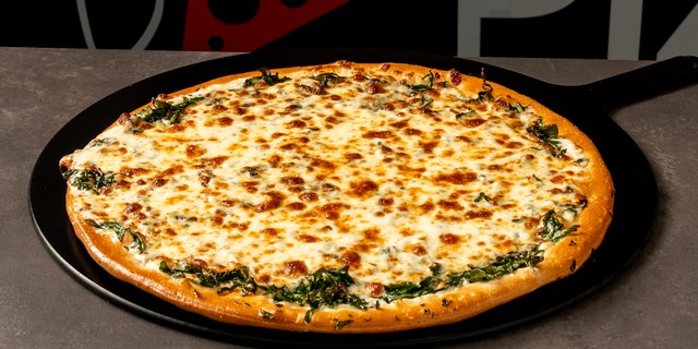 Gluten-Free Spinach Alfredo Pizza
