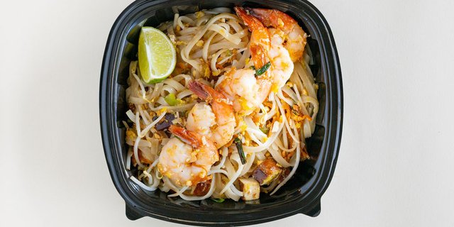 Night Market Shrimp Pad Thai Box