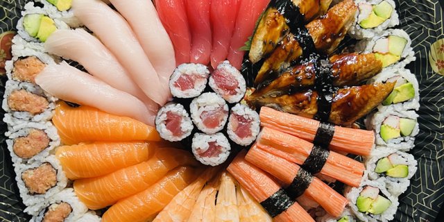 Sushi & Roll No. 1