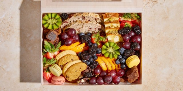 Sweet Picnic Box