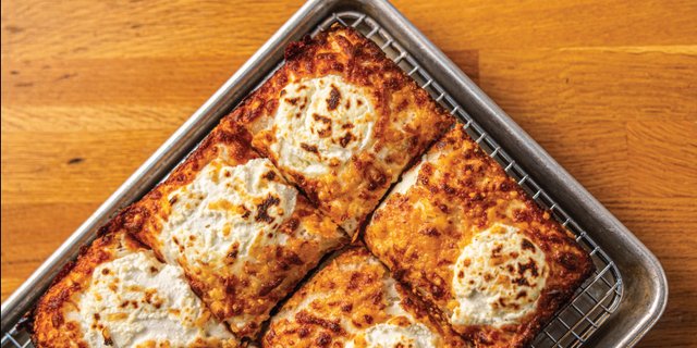 Regular The Quinn Pizza