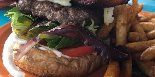 Bombur's Bacon Cheese Burger