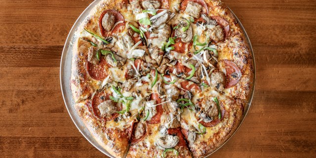 The Deluxe Pizza
