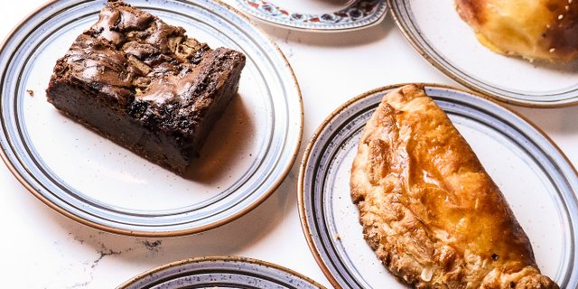 Assorted Pastry Tray
